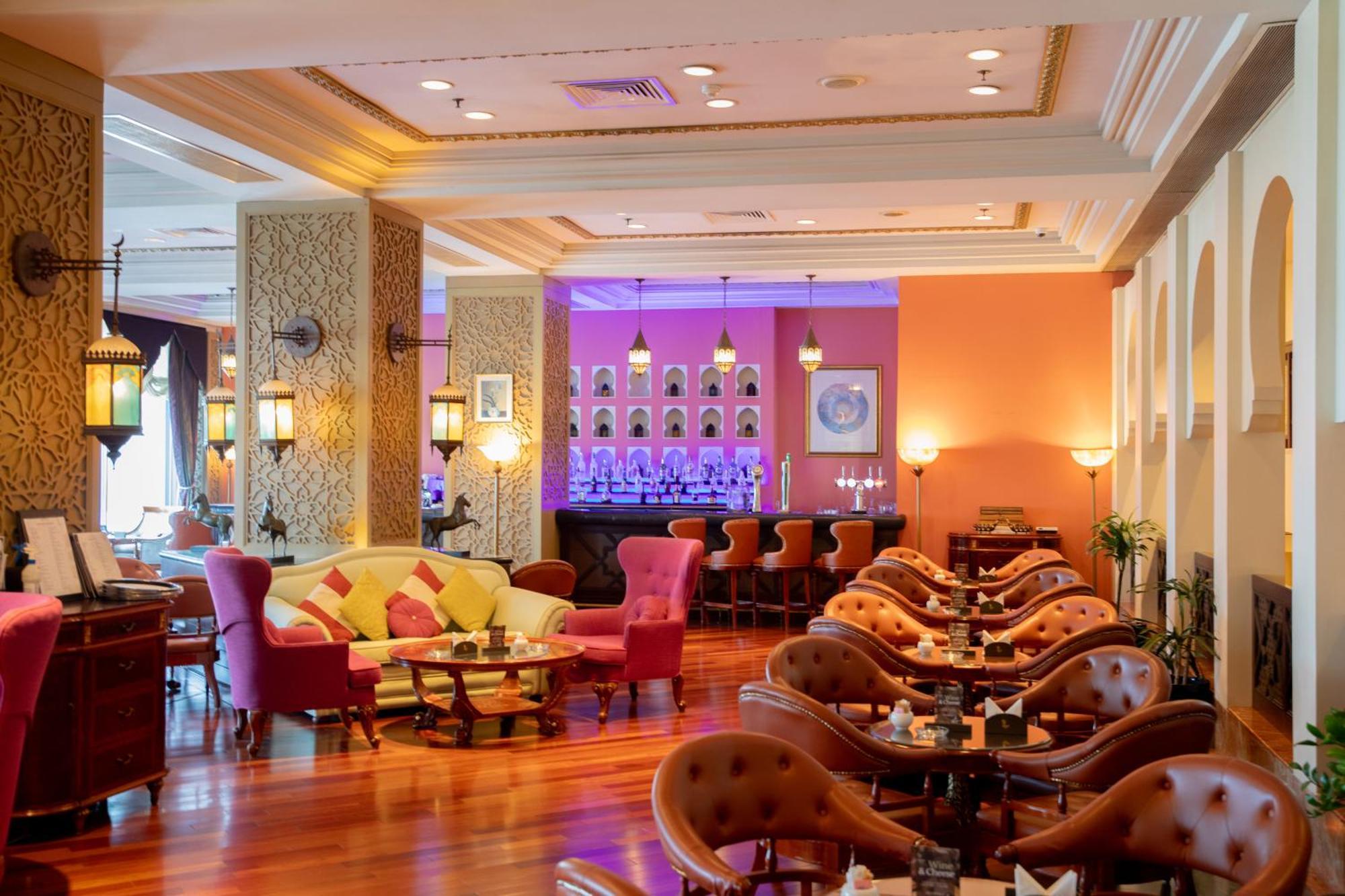 Ajman Hotel & Villas By Blazon Hotels Εξωτερικό φωτογραφία The lobby