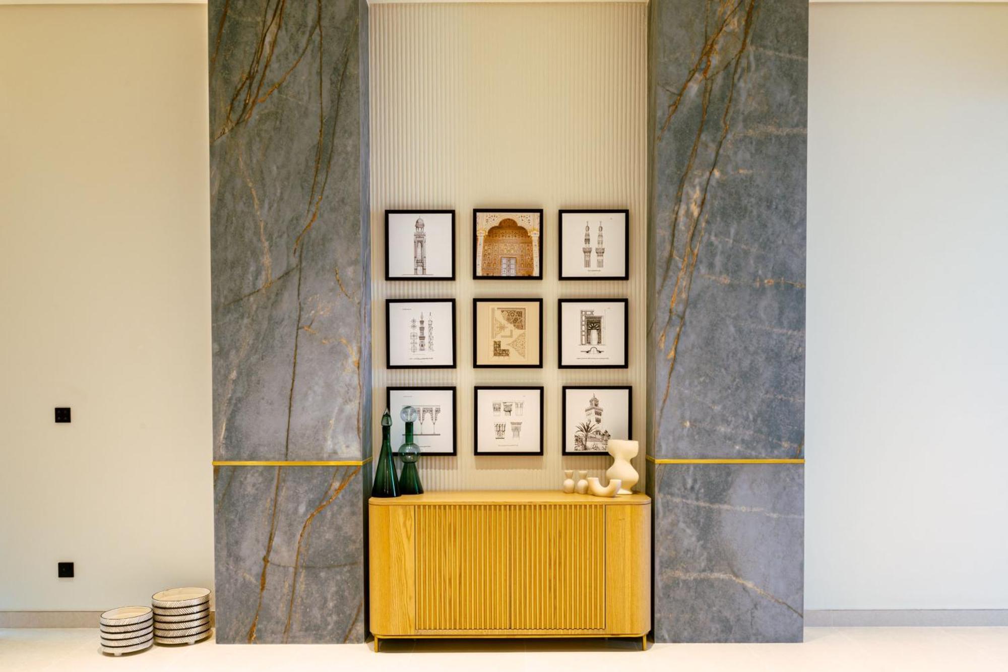 Ajman Hotel & Villas By Blazon Hotels Εξωτερικό φωτογραφία Interior of the house