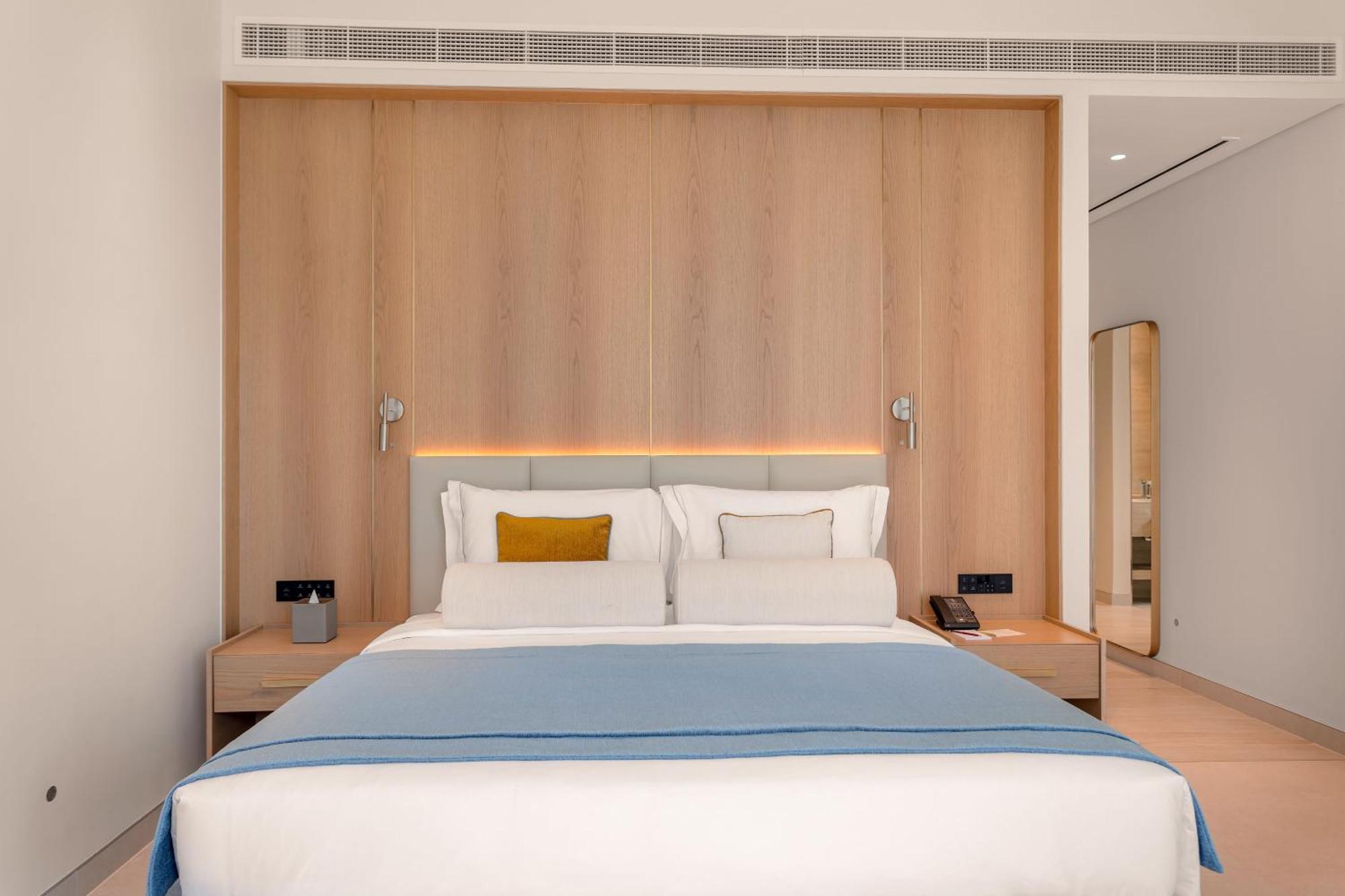 Ajman Hotel & Villas By Blazon Hotels Εξωτερικό φωτογραφία Deluxe Room