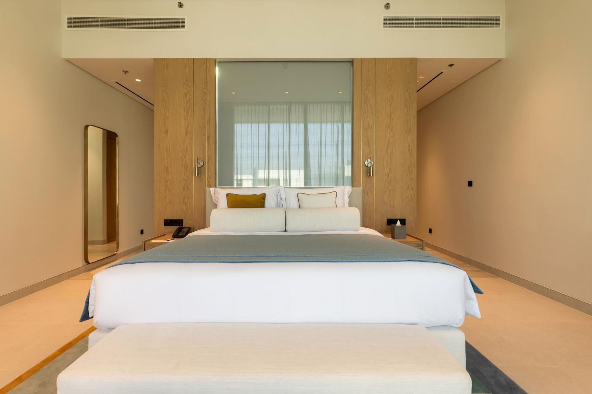 Ajman Hotel & Villas By Blazon Hotels Εξωτερικό φωτογραφία A bedroom at the hotel