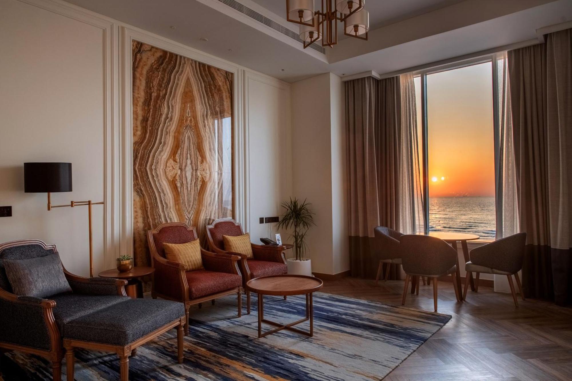 Ajman Hotel & Villas By Blazon Hotels Εξωτερικό φωτογραφία A suite at the Taj Mahal Palace