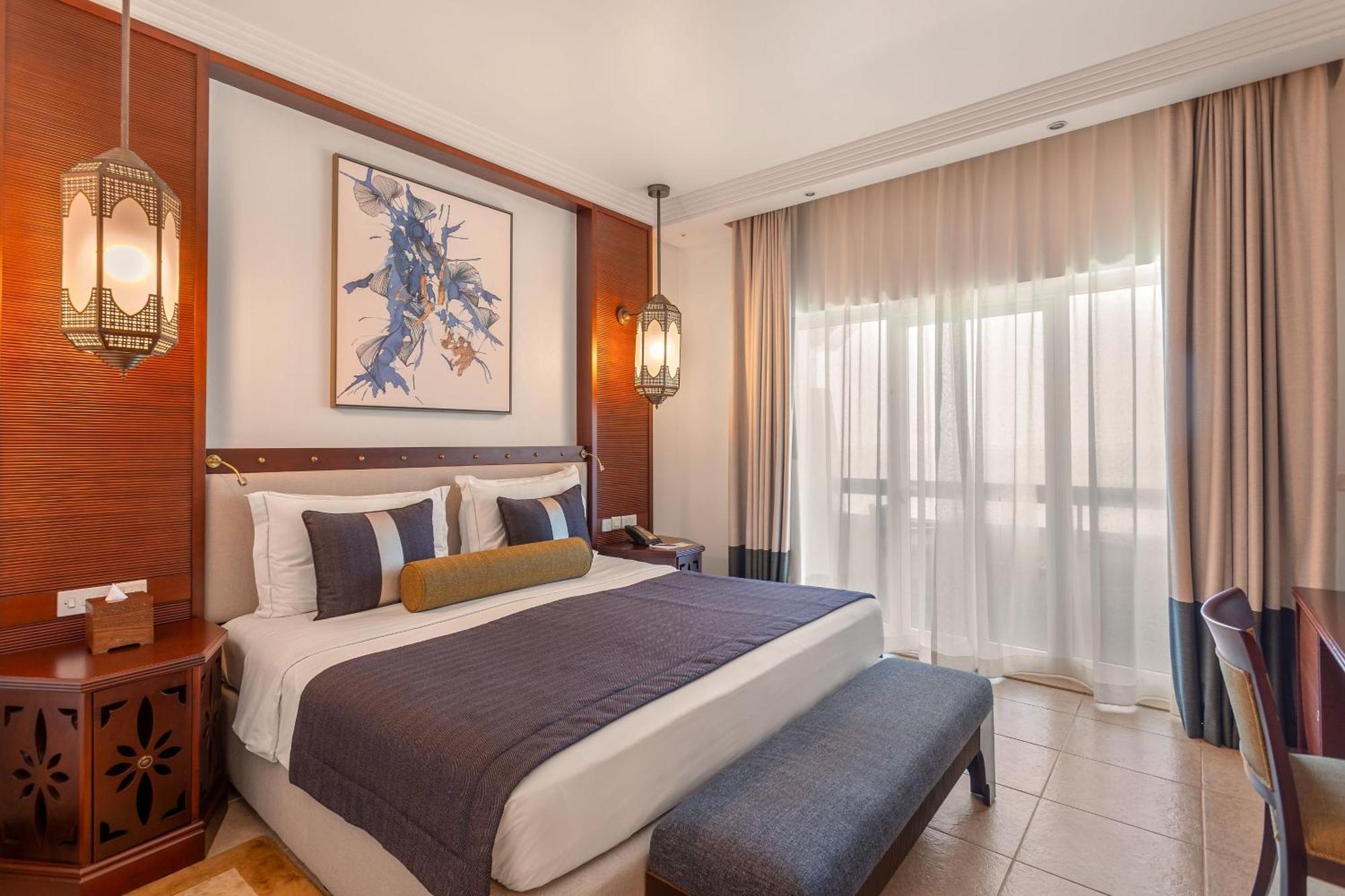 Ajman Hotel & Villas By Blazon Hotels Εξωτερικό φωτογραφία A bedroom at the hotel