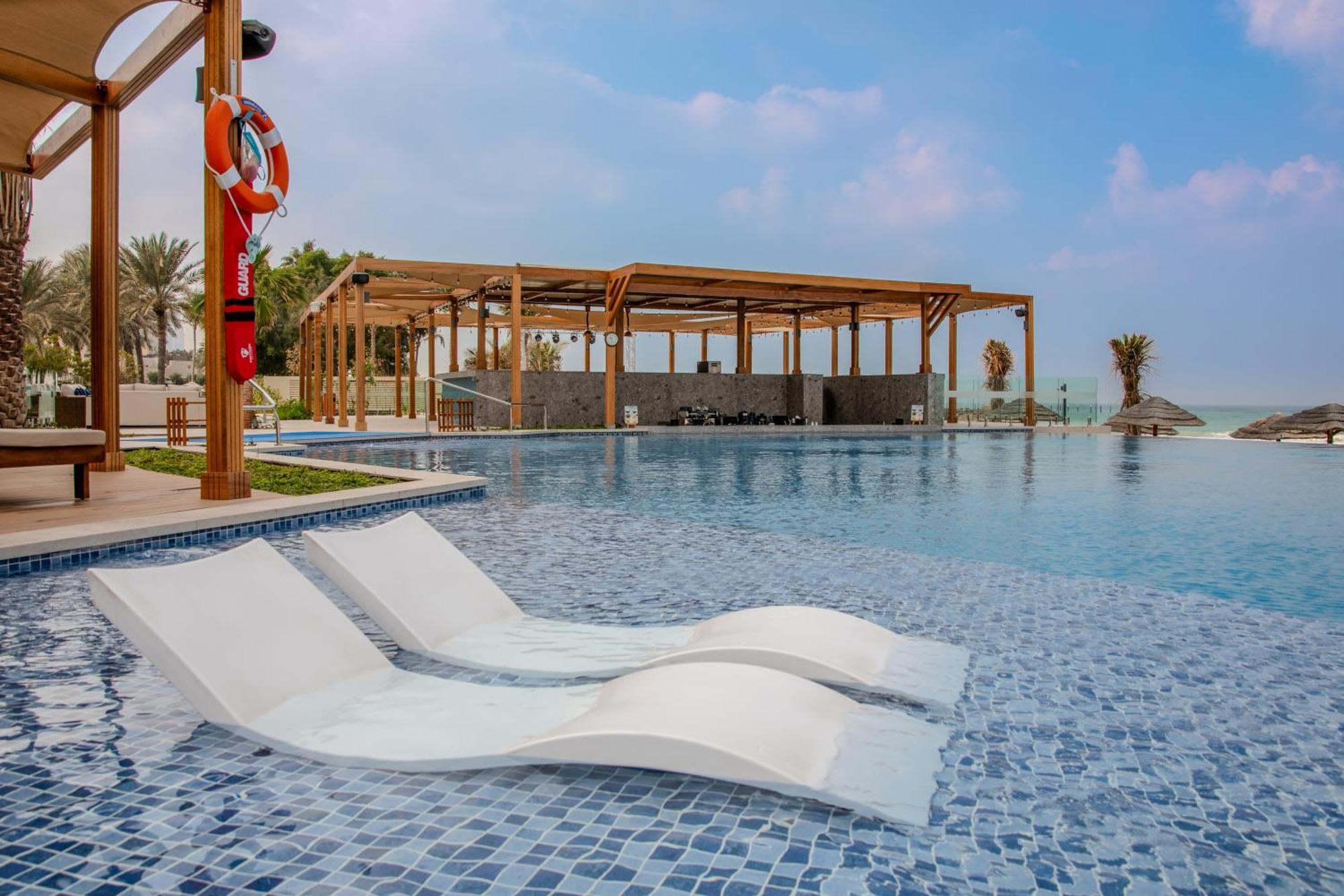 Ajman Hotel & Villas By Blazon Hotels Εξωτερικό φωτογραφία